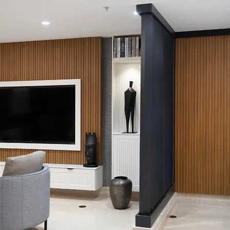 Hotel Taksim Pera Star - Istiklal Street