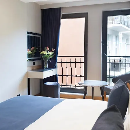Hotel Taksim Pera Star - Istiklal Street