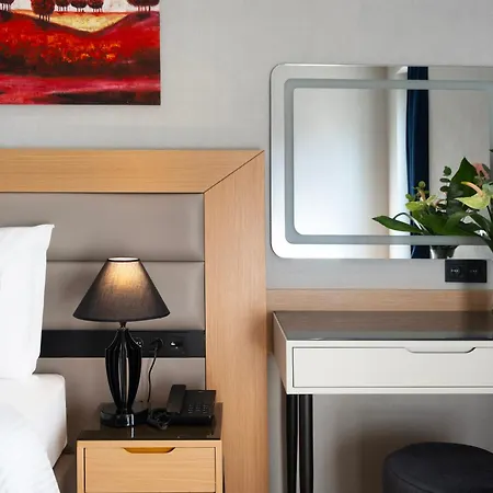 Taksim Pera Star - Istiklal Street 4*