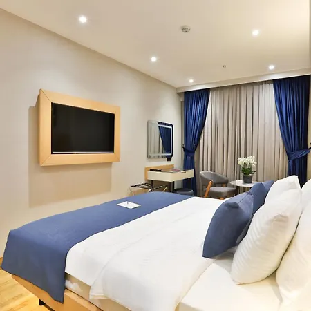 Taksim Pera Star - Istiklal Street 이스탄불