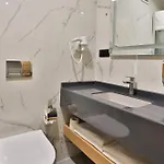 Taksim Pera Star - Istiklal Street Hotel 4*