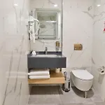 Taksim Pera Star - Istiklal Street Hotel 4*