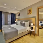 Taksim Pera Star - Istiklal Street 4*